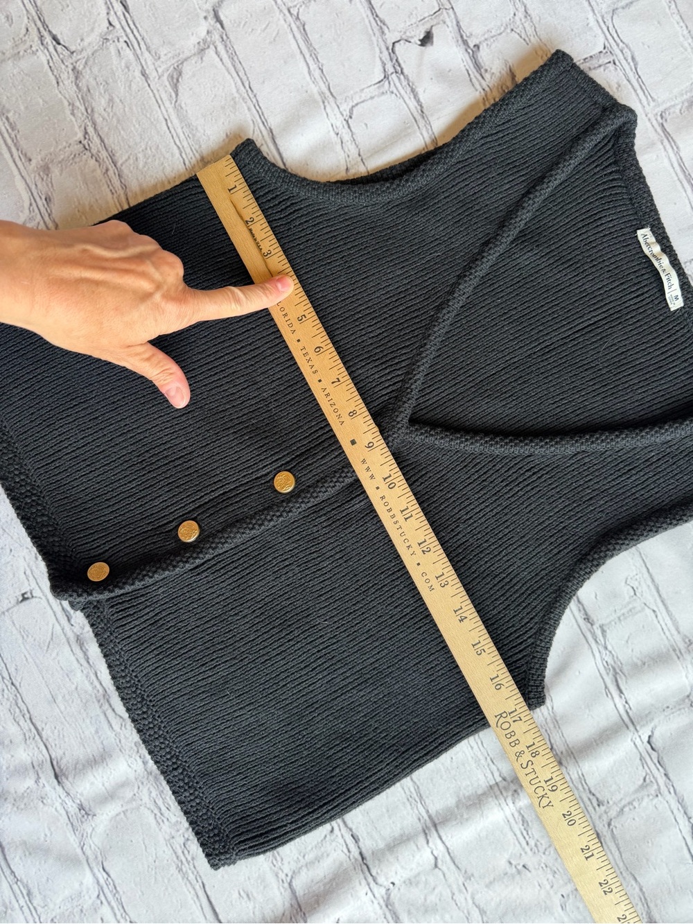 Abercrombie & Fitch Women's Knit Sweater Vest Preppy Gold Buttons Medium Retro - Picture 5 of 9